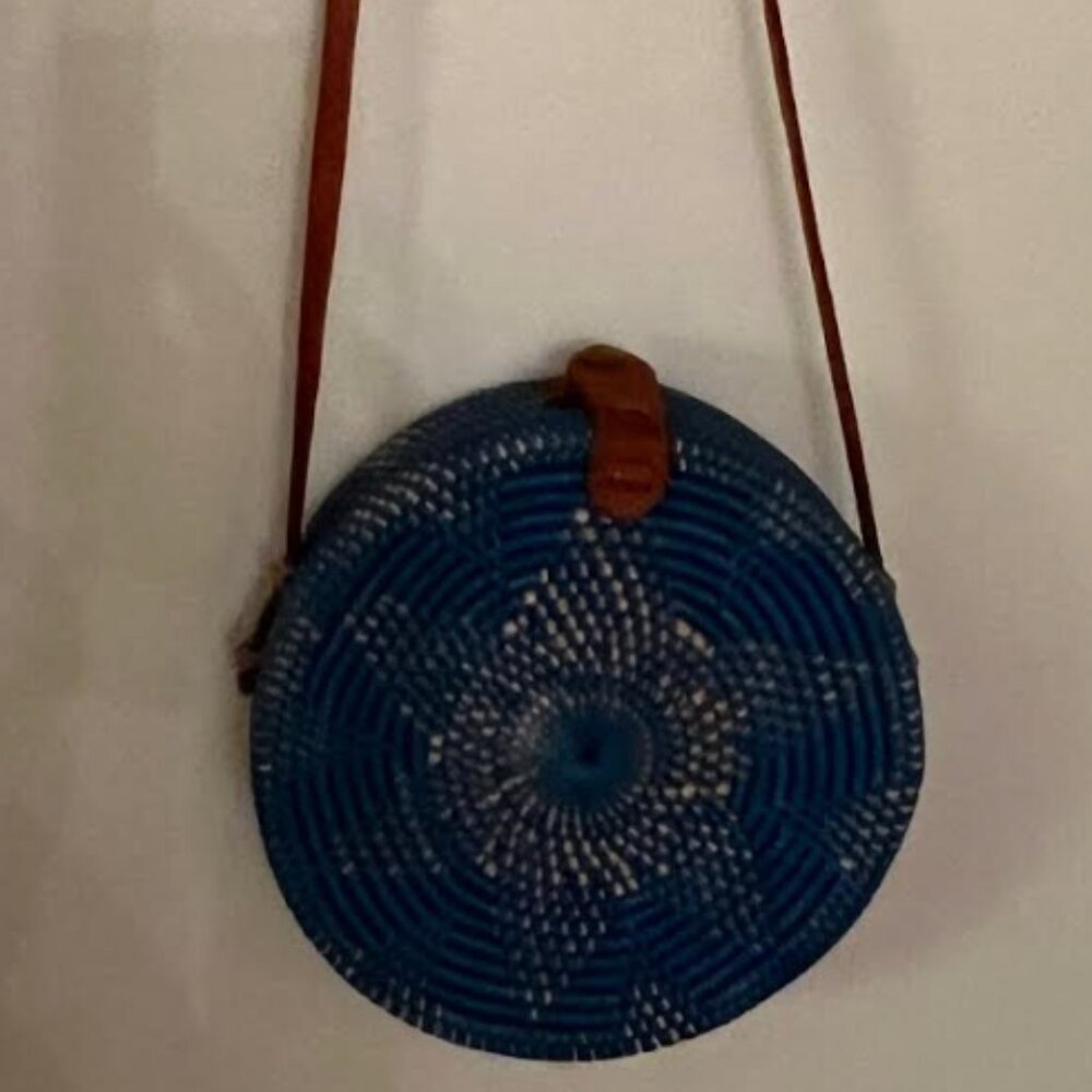 Blue Rattan Purse - Picture 2 of 4